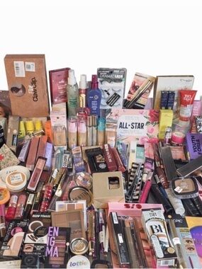 Mystery makeup & beauty tools box surprise gift